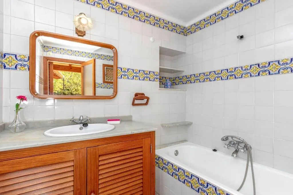 Holiday home Villa Between Pollensa Old Town And Port Pollensa By Renthousing