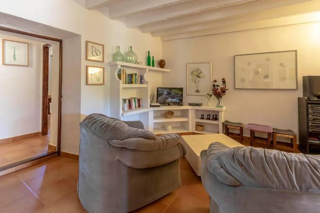 Villa Between Pollensa Old Town And Port Pollensa By Renthousing